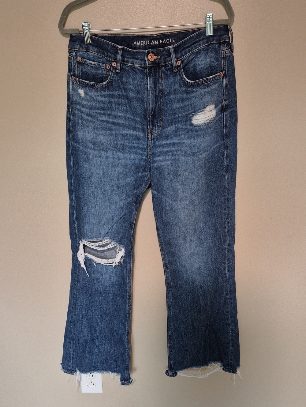 American Eagle Outfitters Women's Distressed Jeans